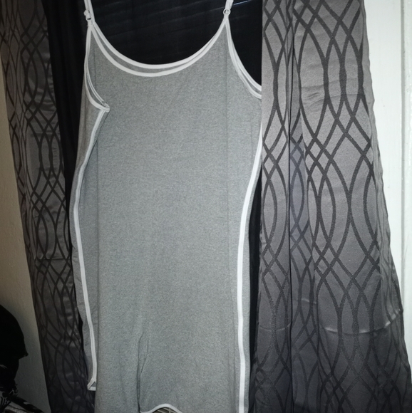 Romper - Picture 2 of 3